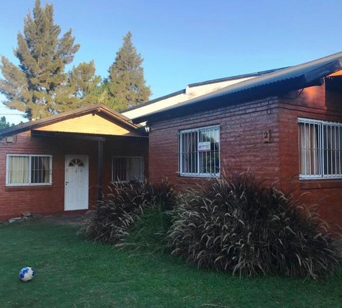 Imagen 5 de 30 de Complejo Turístico En Venta Barrio Artalaz