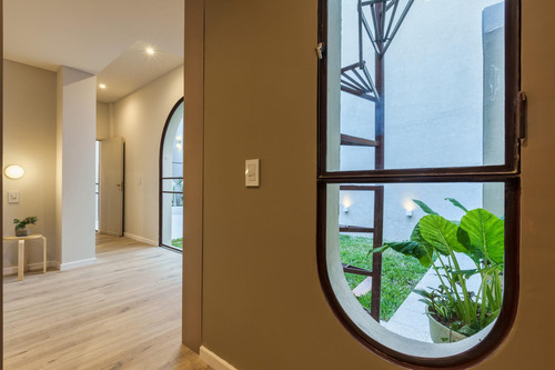 Casa En Venta Barrio Abasto 4 Dormitorios Patio Terraza Piscina Cochera