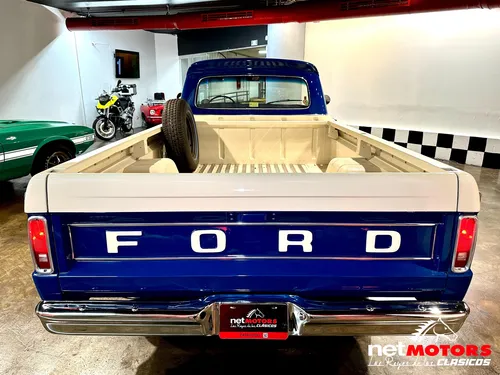Ford F100 Custom Cab 1965