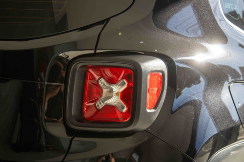 Jeep Renegade 1.8 Longitude Flex Aut. 5p