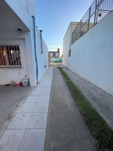 Imagen 14 de 18 de Casa En Venta De 3 Dormitorios C/ Cochera En José C. Paz