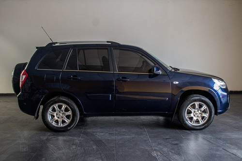 Imagen 2 de 15 de Chery Tiggo 2013 2.0 F2 Luxury 4x4 138cv Nai
