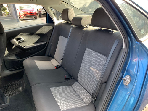 Volkswagen Vento 2.0 Confortline Mt