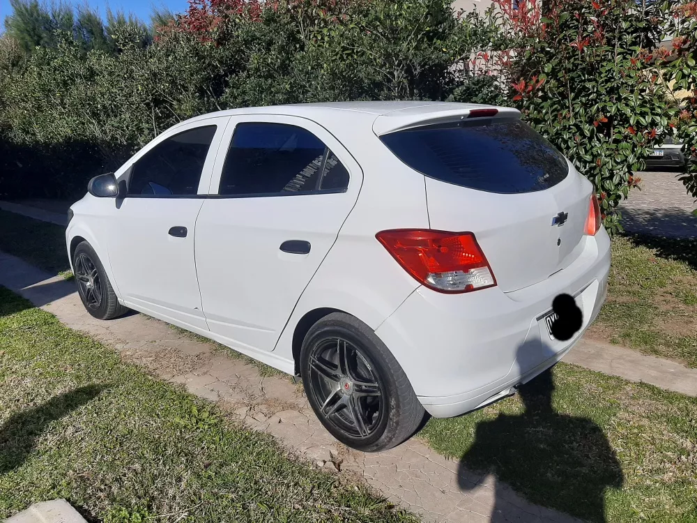 Chevrolet Onix 1.4 Lt Mt 98cv