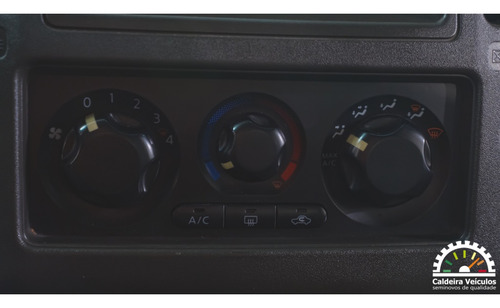 Nissan Frontier 2.5 XE 4X4 CD TURBO ELETRONIC DIESEL 4P MANUAL