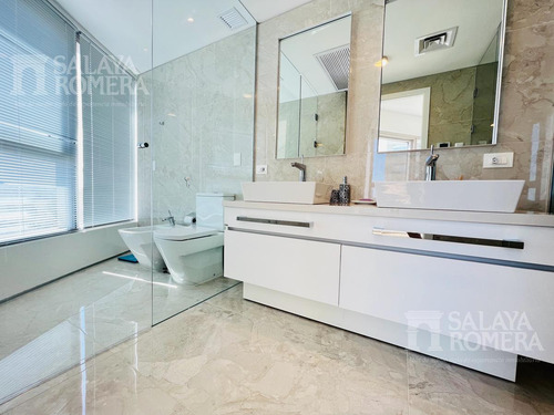 Venta : Apartamento 2 Dormitorios Torre Trump Playa Brava Punta Del Este