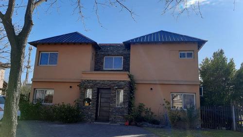 Imagen 5 de 23 de Casa En Venta En Santa María De Los Olivos!