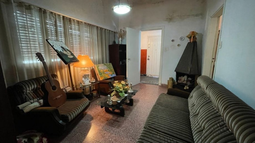Imagen 2 de 14 de Casa En Venta En Lanus Oeste