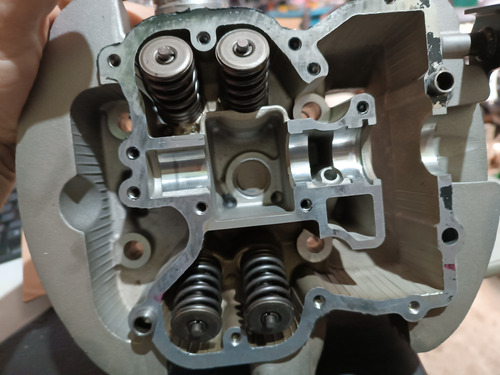 Cabeçote Traseiro Suzuki Boulevard 800 (Usado)