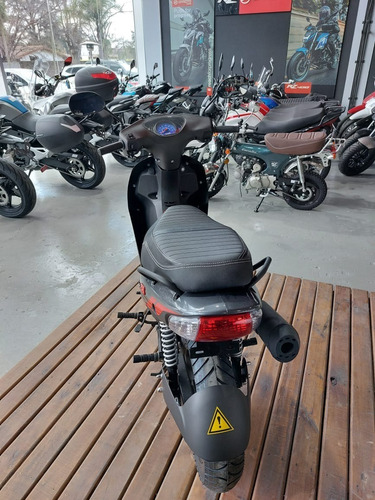 Imagen 9 de 19 de Zanella Zb 125 R - Unico Moto Canning