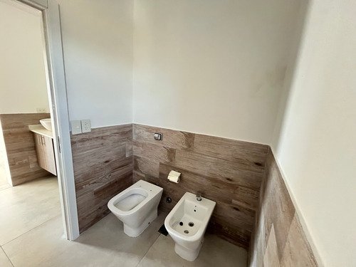Casa A Estrenar En Barrio Riberas Puertos Escobar Pileta Sauna