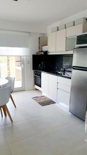Imagen 4 de 9 de Departamento - Jardines Del Palmar