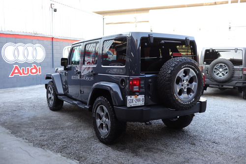 Jeep Wrangler 3.7 Unlimited Sahara 3.6 4x4 At