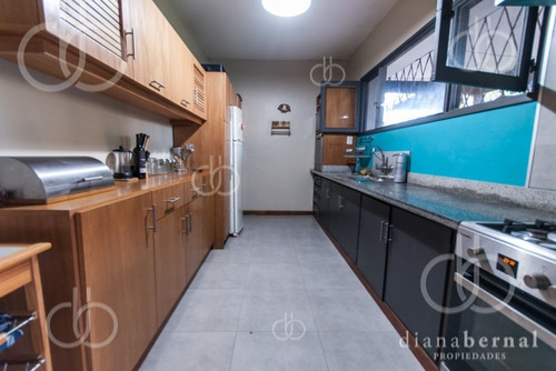 Casa De 3 Dormitorios En Mansa, Punta Del Este. - Ref: 41178