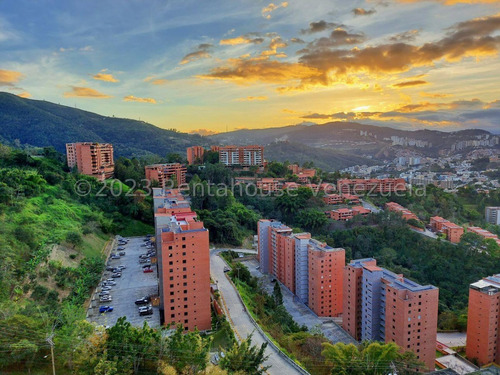 Imagen 4 de 18 de Apartamento Remodelado A Estrenar En Colinas De La Tahona!