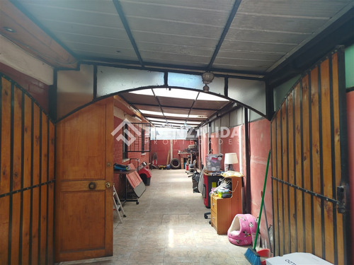 Casa En Venta De 4 Dorm. En Pasaje Cerrado, Puente Alto