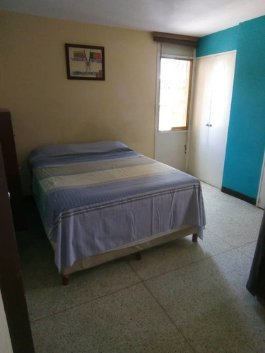 Imagen 9 de 14 de Bonito Apartamento En Venta Av. Baralt