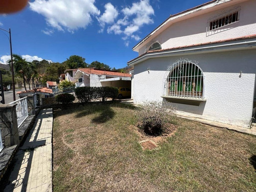 Imagen 26 de 30 de Remax Infinity Vende Bella Casa En Urb. La Viña 128152 Frances Mijares 04144990396