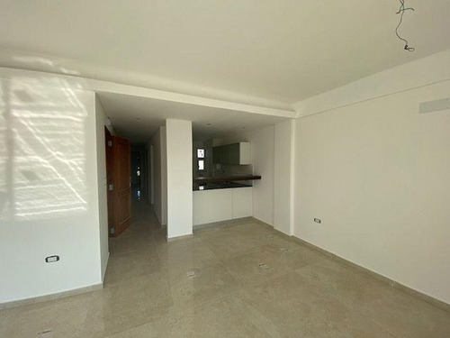 Imagen 5 de 15 de Departamento En Venta De 2 Dormitorios Con Cochera En La Plata