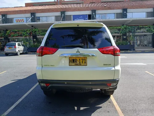 Mitsubishi Nativa 3.0l