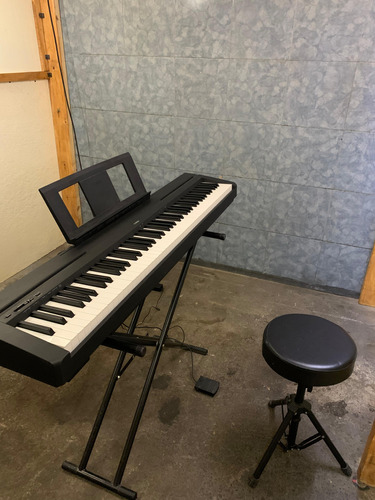 Piano Digital Yamaha P-45b Cómo Nuevo!!!,+ Accesorios