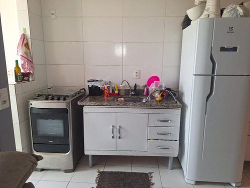 Apartamento 55 M2 Com Suíte E Varanda Ampla.