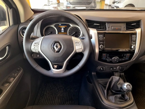 Imagen 11 de 15 de Renault Alaskan Intens 2.3 Bi-turbo 190cv. 4x4 (lc)