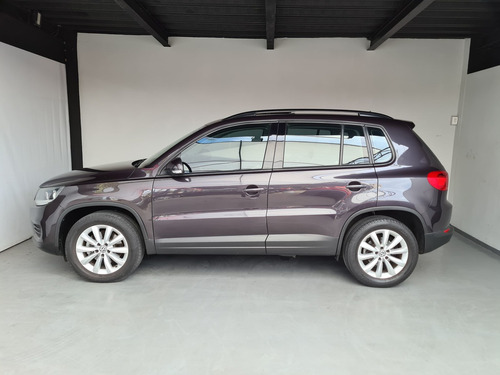 Imagen 5 de 15 de Volkswagen Tiguan 2016 1.4 Sport&style Dsg Qc At