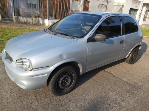 Imagen 11 de 15 de Chevrolet Corsa