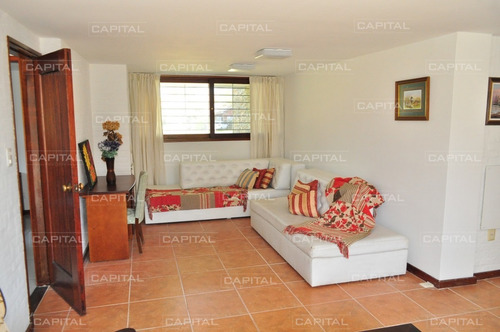 Espectacular Casa En Playa Mansa 3 Dormitorios A 150 Metros Del Mar-ref:28522