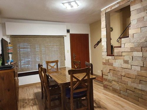 Imagen 13 de 18 de Duplex En Venta En Castelar Sur
