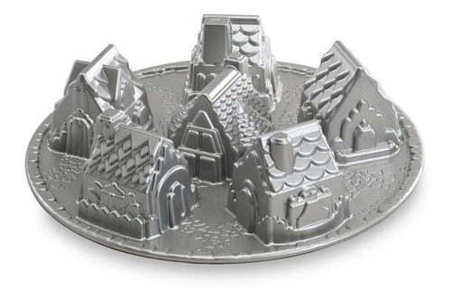 Molde Tortas Casas Navideñas Cozy Village Nordic Ware® Color Gris