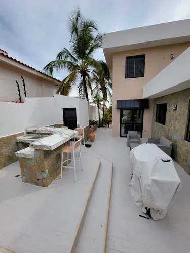 Casa Paraíso 2 A Estrenar