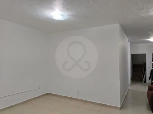 Casa En Venta En La Piedrera