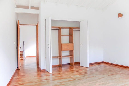 Imagen 16 de 19 de Venta Casa En El Alto De Las Palmas, Medellin, Cerca A Indiana Mall