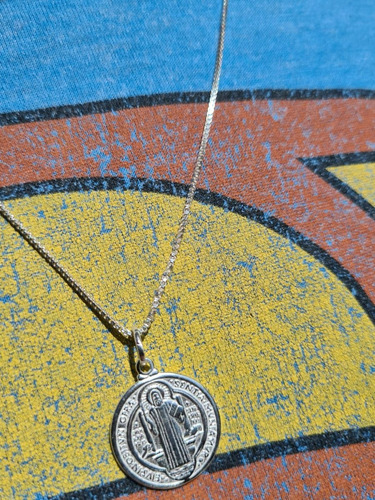 Imagem 3 de 6 de Pingente Medalha São Bento 2 Cm + Corrente 60cm Prata 925