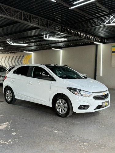 Chevrolet Onix 1.0 MPFI LT 8V FLEX 4P MANUAL