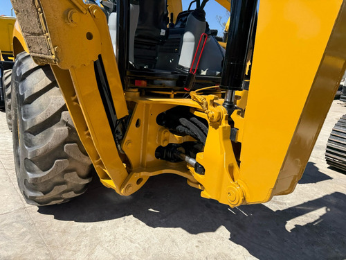 Retroexcavadora Caterpilla Modelo 420f It 4x4 Año 2013