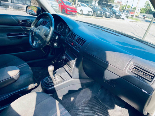 Volkswagen Bora 2.0 Nafta Con Gnc