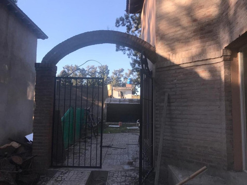 Imagen 19 de 30 de Venta De Casa En Dos Plantas En Barrio Cerrado Sin Expensas
