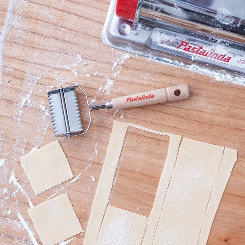 Pastalinda Rueda Corta Pasta 4x4 Cm. Dentada