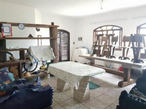 Imagem 10 de 14 de Casa Lado Praia Com Piscina E Edícula Em Itanhaém - 5683|npc