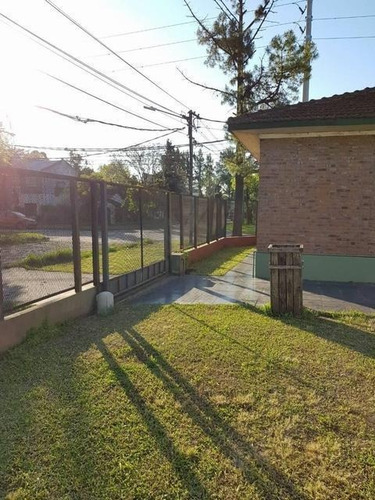 Imagen 2 de 12 de Casa - Ituzaingó
