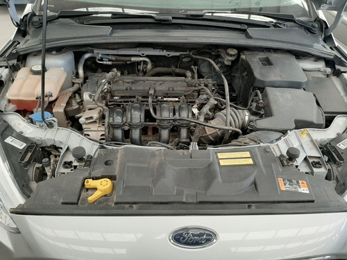 Imagen 11 de 11 de Ford Focus S 1.6 Nafta 5 Puertas Aa475 Lum