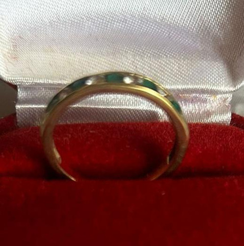 Anillo Medio Sin Fin En Oro 18 Kilates (Usado)