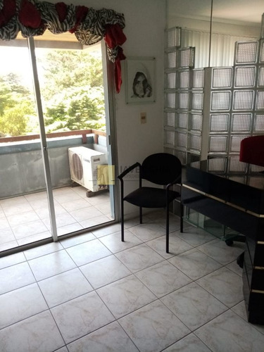 Imagen 7 de 14 de Venta De Apartamento De 2 Dormitorio En Centro Maldonado