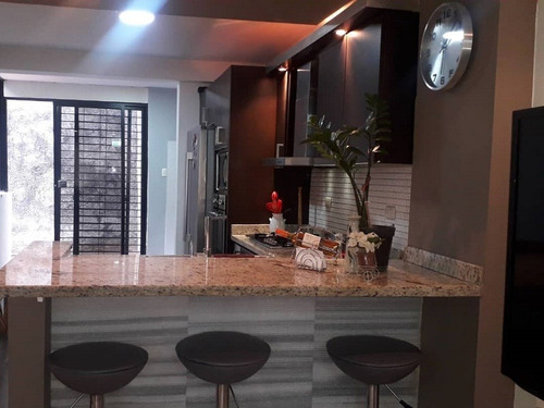 Imagen 8 de 13 de Belklia Giron Vende | Townhouse En Lomas Del Este, Valencia (atth-172)