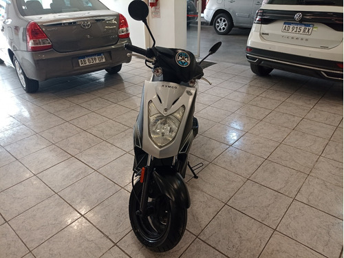 Imagen 3 de 4 de Kymco 125 Agylity Scooter 2015
