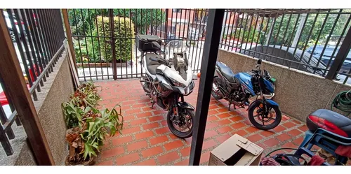 Casa Unifamiliar Con Terraza En Venta Belen Las Violetas Medellín