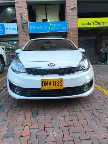Kia Rio 1.4 4 p Automática